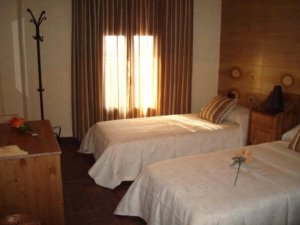 Casa Rural El Planet De Maella Casa Rural En Castellon Casa Rural Con Jacuzzi Casa Rural En Xert Casa Rural Cerca De Morella Chert Cameră foto
